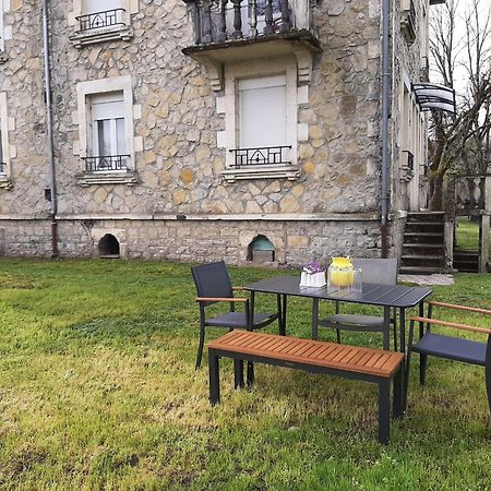 Grand Appartement Avec Jardin Bretenoux Dış mekan fotoğraf