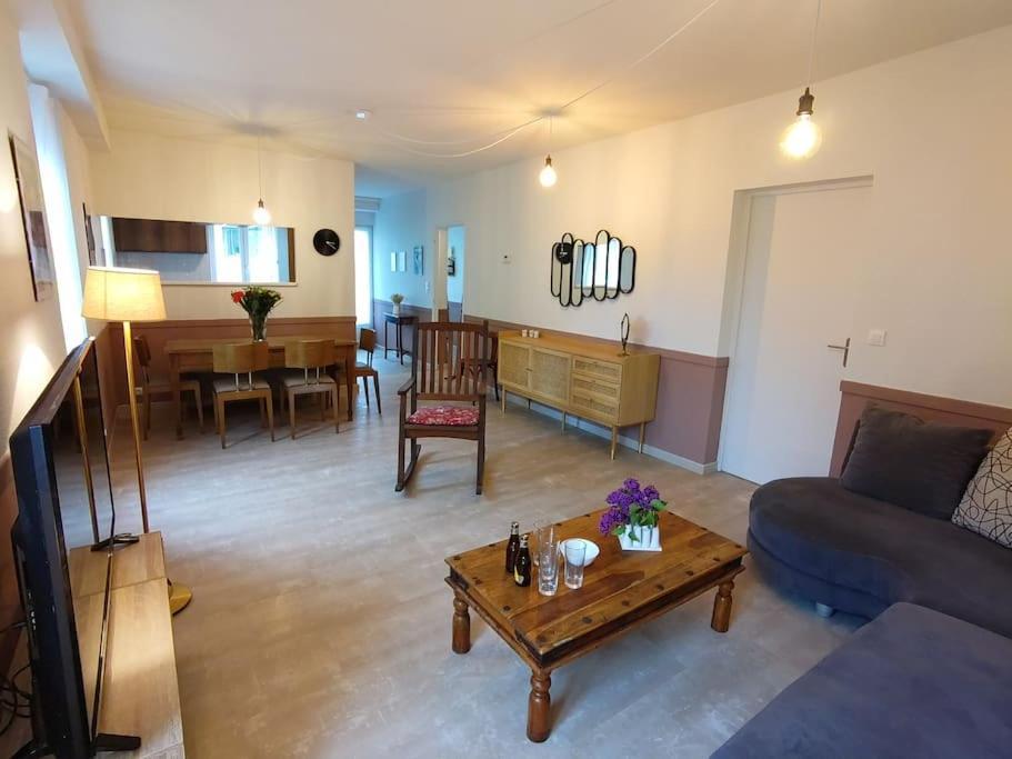 Grand Appartement Avec Jardin Bretenoux Dış mekan fotoğraf